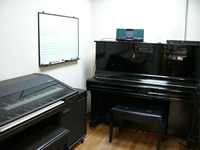 ピアノ練習室レンタル