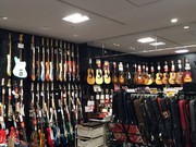 エレキギター・アコースティックギター売場