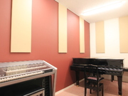 【個人レッスン室】グランドピアノとELS02Cを設置♪